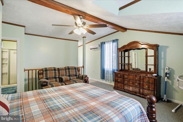 25 FOX CRAFT CT, Green Spring, WV 26722