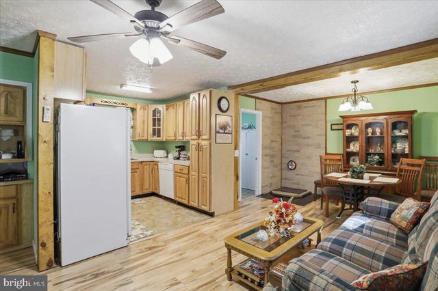 25 FOX CRAFT CT, Green Spring, WV 26722