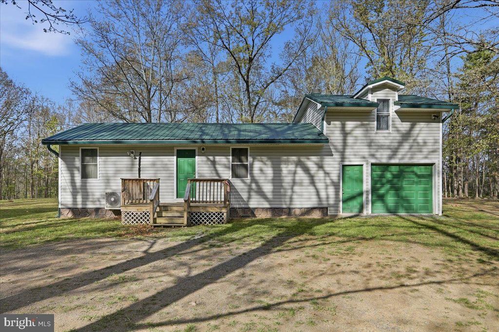 25 FOX CRAFT CT, Green Spring, WV 26722