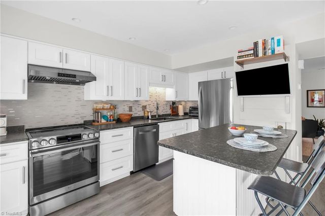 622 Walker Avenue C, Greensboro, NC 27403