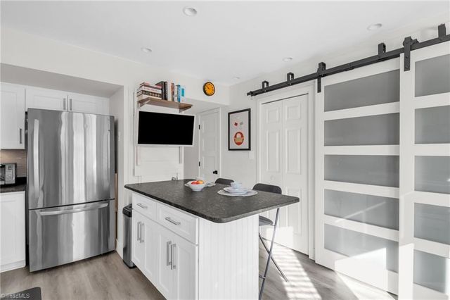 622 Walker Avenue C, Greensboro, NC 27403