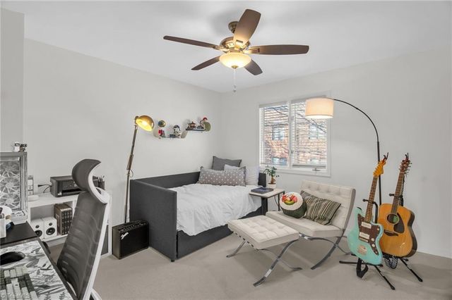 622 Walker Avenue C, Greensboro, NC 27403