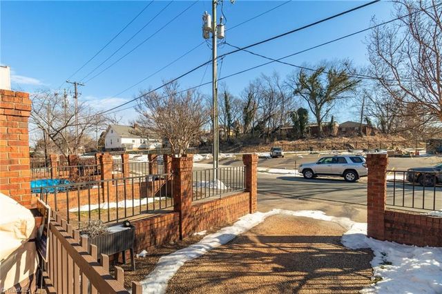 622 Walker Avenue C, Greensboro, NC 27403