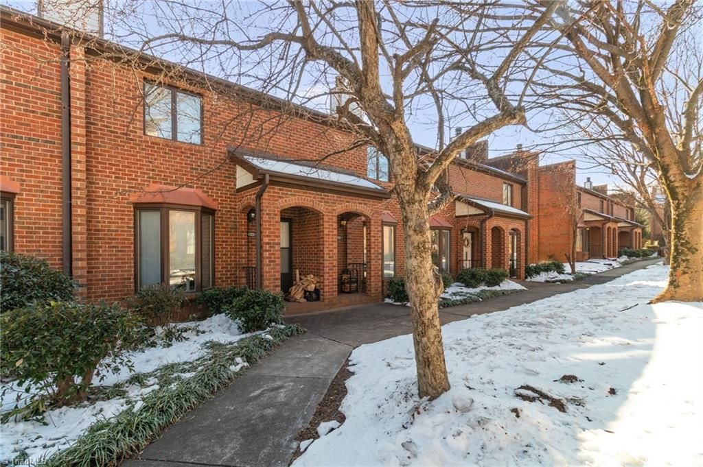 622 Walker Avenue C, Greensboro, NC 27403