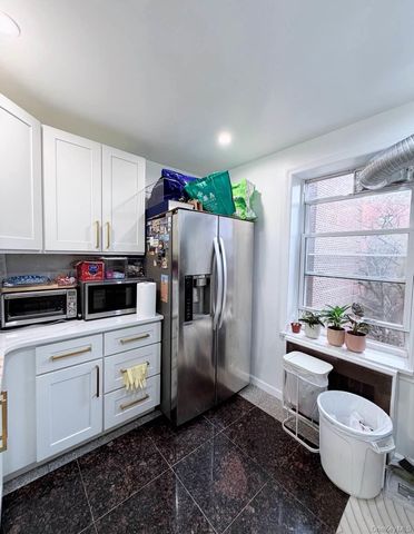 12010 85th Avenue 4J, Kew Gardens, NY 11415