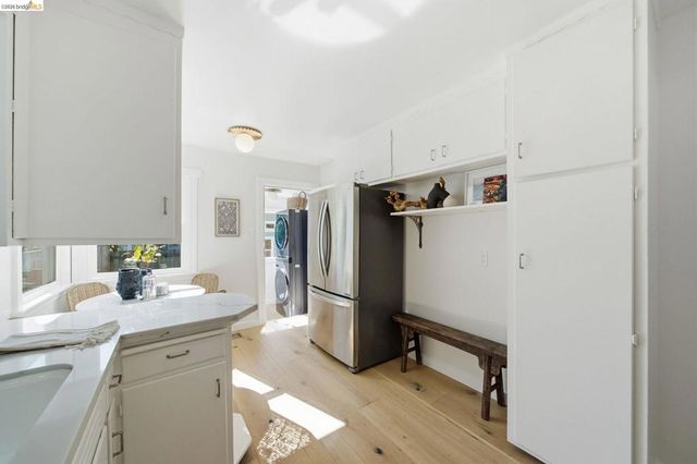 1232 Talbot Ave, Berkeley, CA 94706