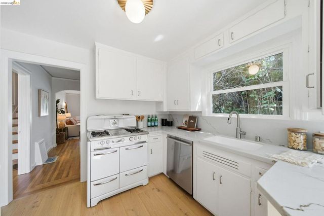 1232 Talbot Ave, Berkeley, CA 94706