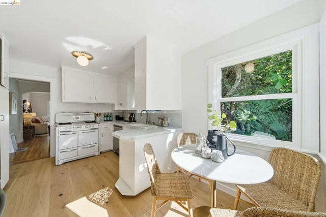 1232 Talbot Ave, Berkeley, CA 94706