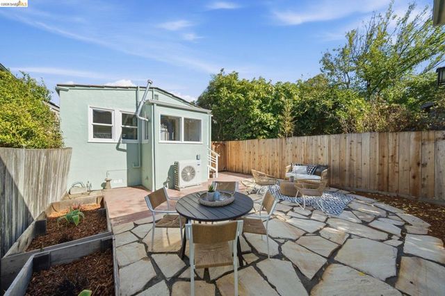 1232 Talbot Ave, Berkeley, CA 94706