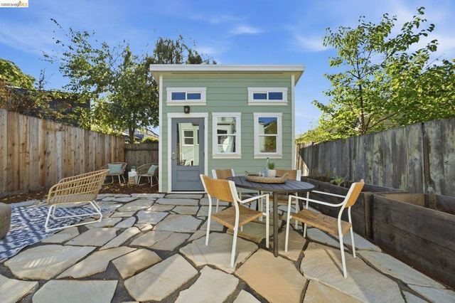 1232 Talbot Ave, Berkeley, CA 94706