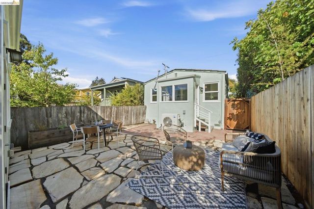 1232 Talbot Ave, Berkeley, CA 94706