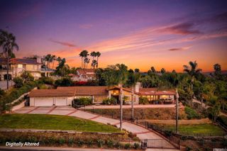 1817 Queens Way, Vista, CA 92084