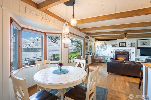 9513 Villa Beach Road, Anderson Island, WA 98303