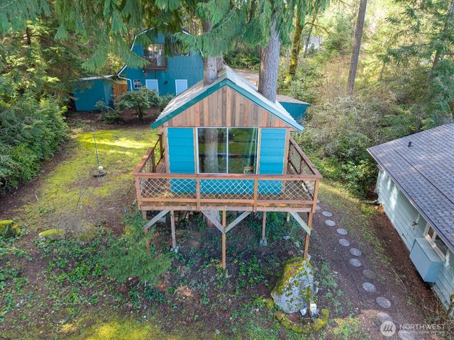 9513 Villa Beach Road, Anderson Island, WA 98303
