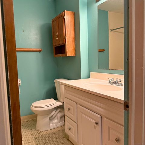 330 Short Beach Road APT C9, East Haven, CT 06512