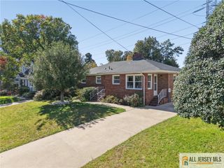 39 N Edward Street, Sayreville, NJ 08872