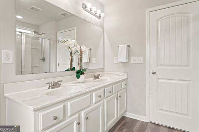 150 Laurelcrest Lane, Dallas, GA 30132
