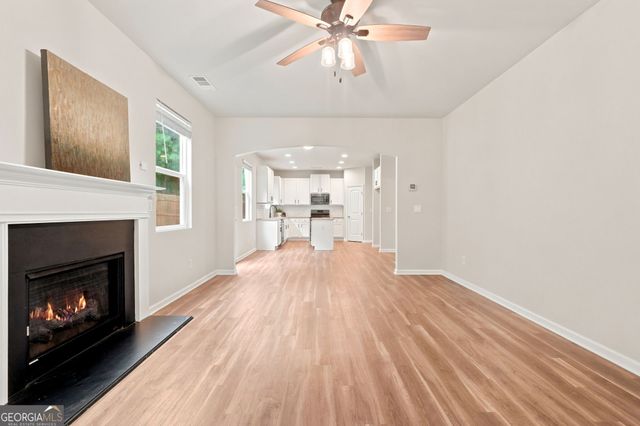 150 Laurelcrest Lane, Dallas, GA 30132