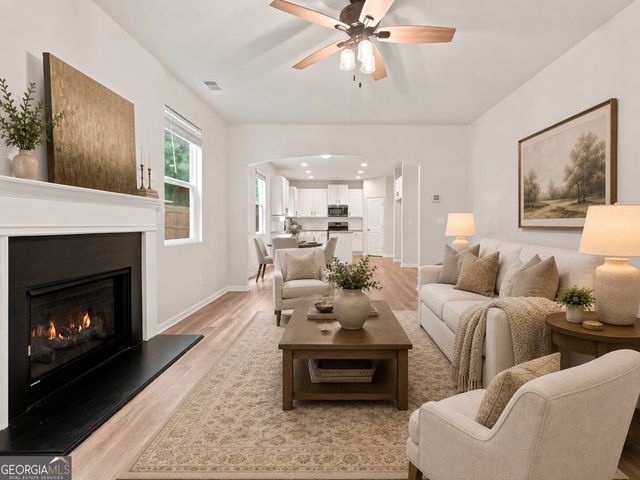 150 Laurelcrest Lane, Dallas, GA 30132