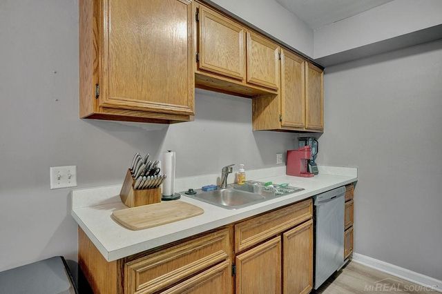 31611 Fraser Drive, Fraser, MI 48026