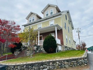 22 Summer Ave 1, Waltham, MA 02452