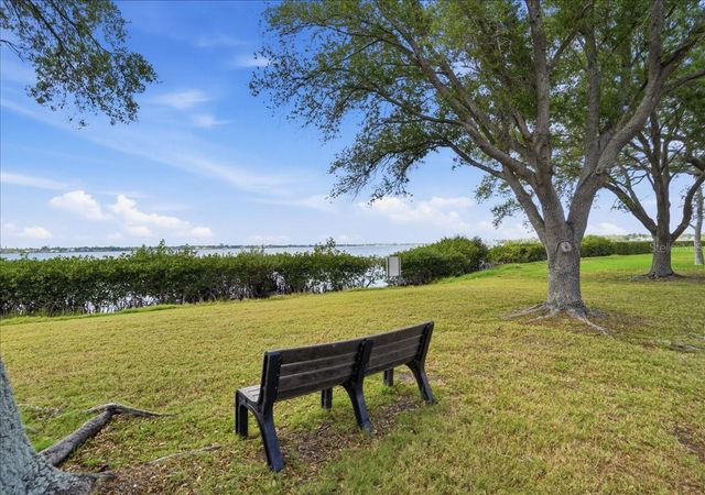 2111 4TH ST COURT W, Palmetto, FL 34221