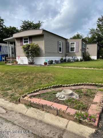 123 Camino Roble, Toms River, NJ 08755