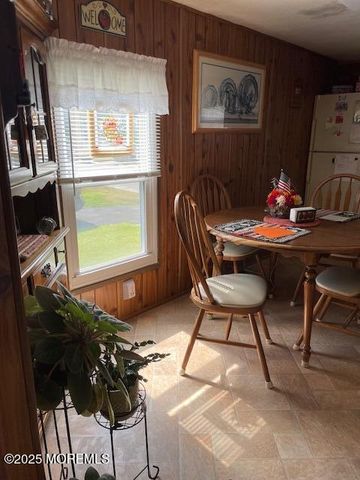 123 Camino Roble, Toms River, NJ 08755