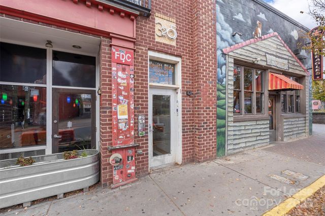 3205 N Davidson Street, Charlotte, NC 28205