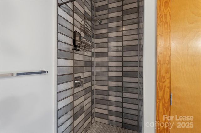 3205 N Davidson Street, Charlotte, NC 28205