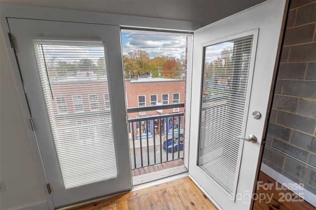 3205 N Davidson Street, Charlotte, NC 28205