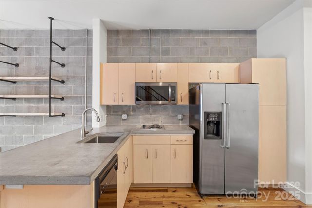 3205 N Davidson Street, Charlotte, NC 28205