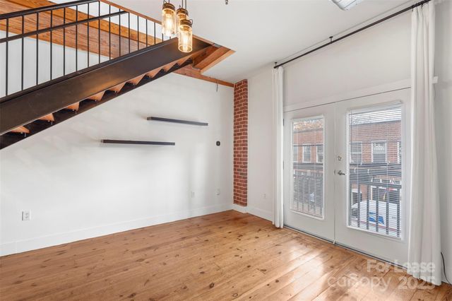 3205 N Davidson Street, Charlotte, NC 28205