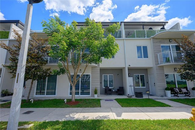 25657 SW 144th Ave, Homestead, FL 33032