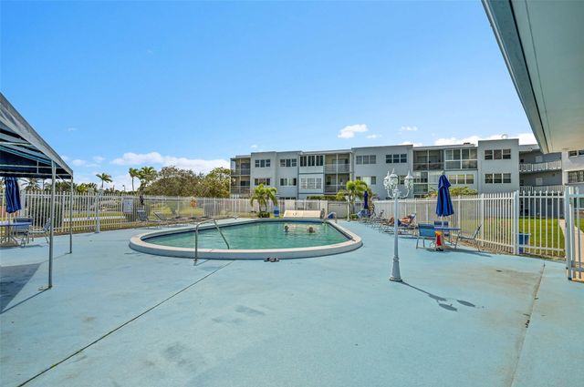 2223 Park Lane 302, Hollywood, FL 33021