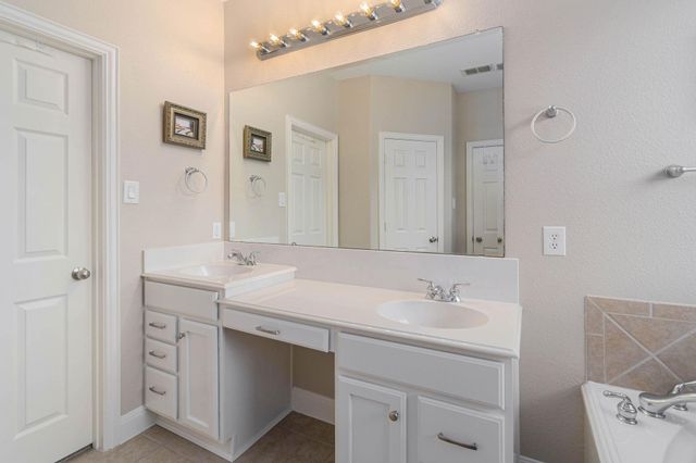 2125 Maserati Drive, Frisco, TX 75033
