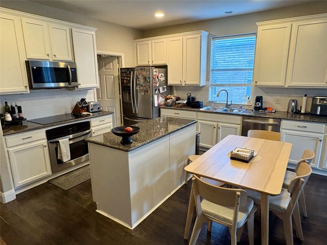 2125 Maserati Drive, Frisco, TX 75033