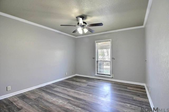 13893 Achord Ln, Walker, LA 70785