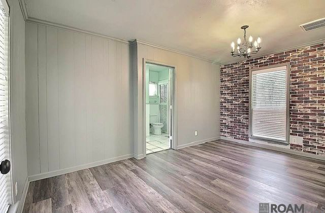 13893 Achord Ln, Walker, LA 70785