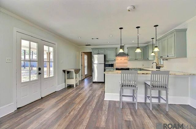 13893 Achord Ln, Walker, LA 70785