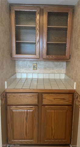 11734 Shenandoah Drive 3, Green Oak Township, MI 48178