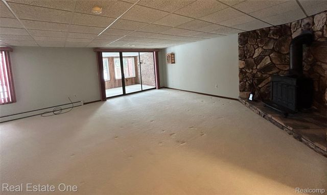 11734 Shenandoah Drive 3, Green Oak Township, MI 48178