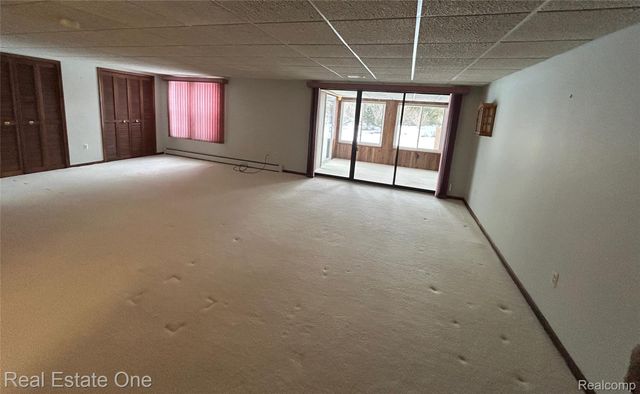 11734 Shenandoah Drive 3, Green Oak Township, MI 48178