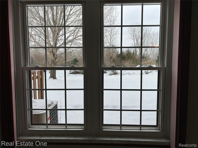 11734 Shenandoah Drive 3, Green Oak Township, MI 48178