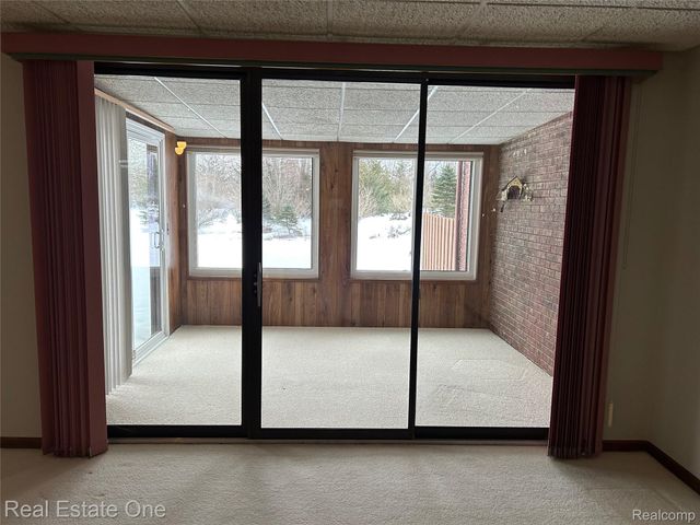 11734 Shenandoah Drive 3, Green Oak Township, MI 48178