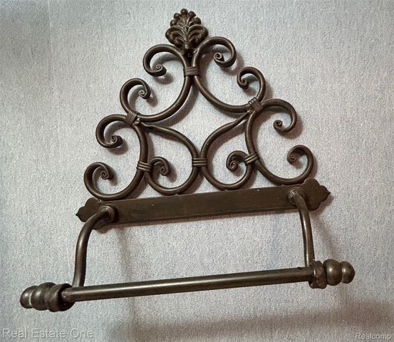 11734 Shenandoah Drive 3, Green Oak Township, MI 48178