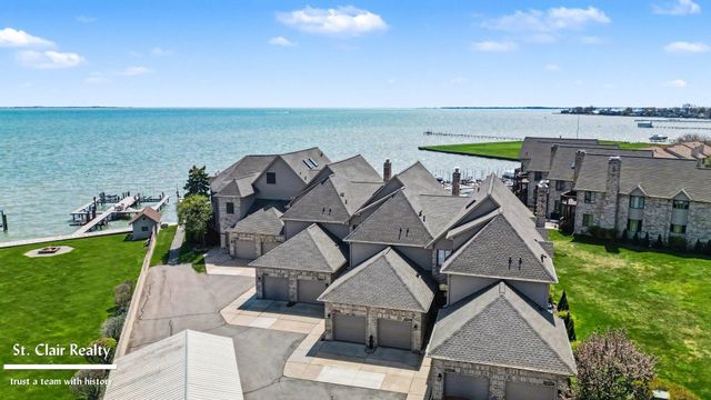 50703 Harbour View Drive, New Baltimore, MI 48047