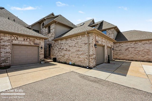 50703 Harbour View Drive, New Baltimore, MI 48047