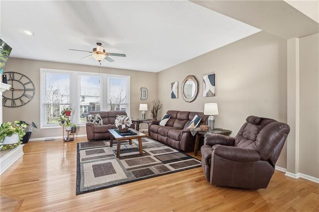 11647 S Marion Street, Olathe, KS 66061