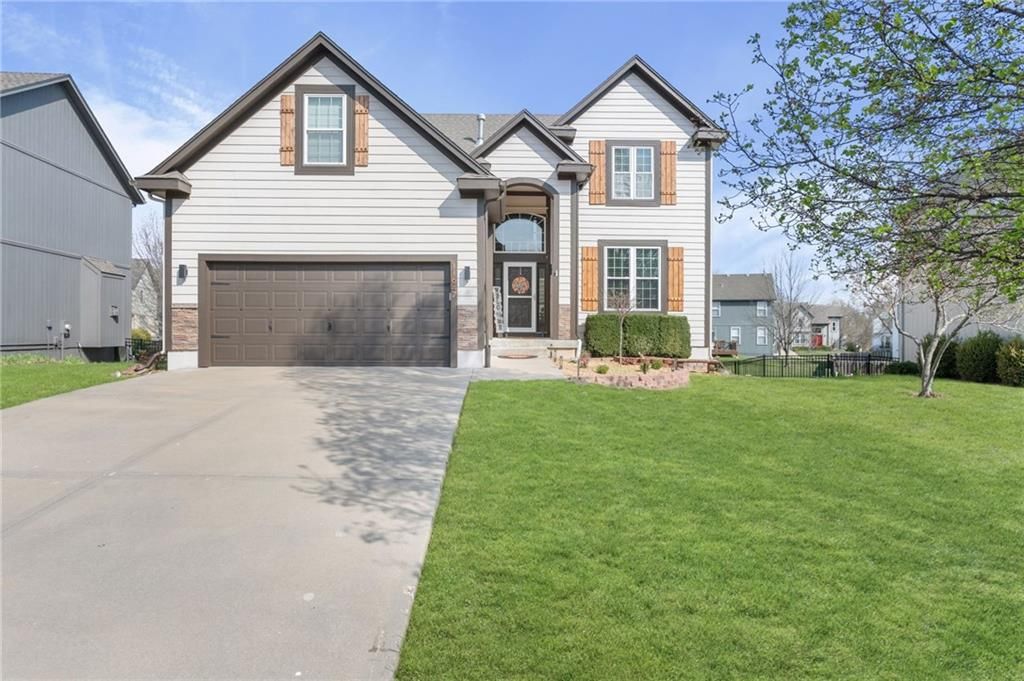 11647 S Marion Street, Olathe, KS 66061